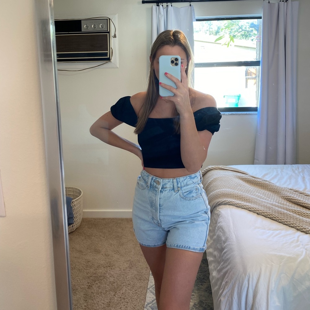 Black top